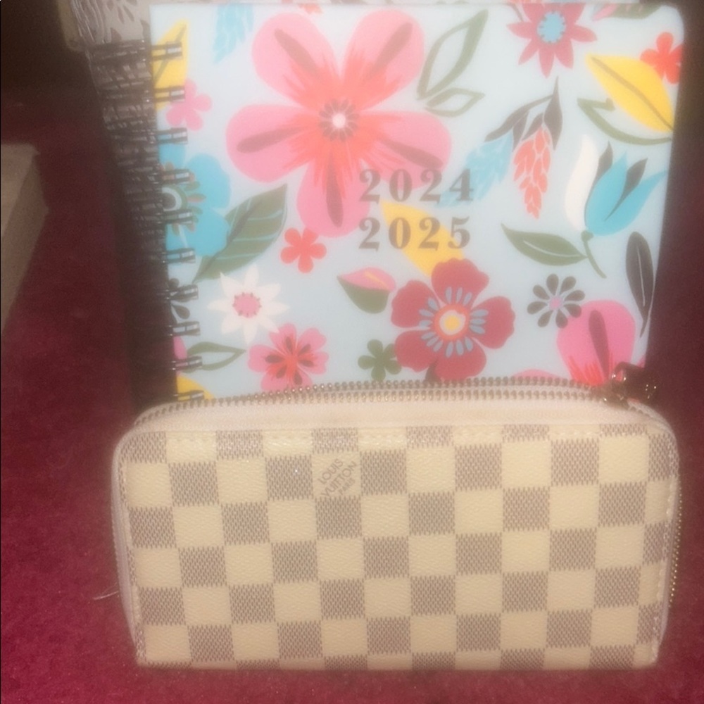 Looks like LV Checkered Beige Wallet